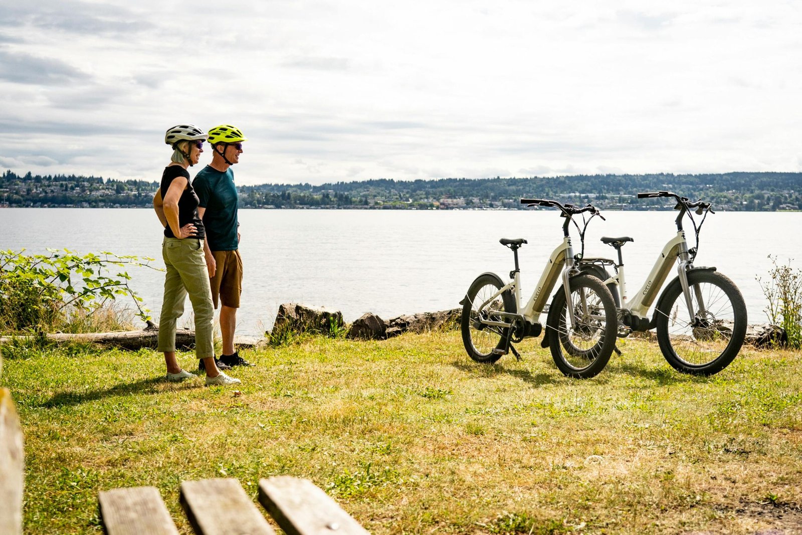 Electric bikes designed for long-range rides and outdoor leisure cycling
