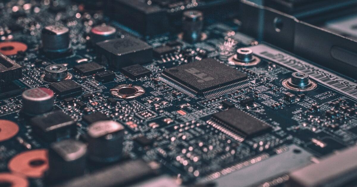 Cyber Security Jobs Guide 1 Cyber Security Jobs Guide